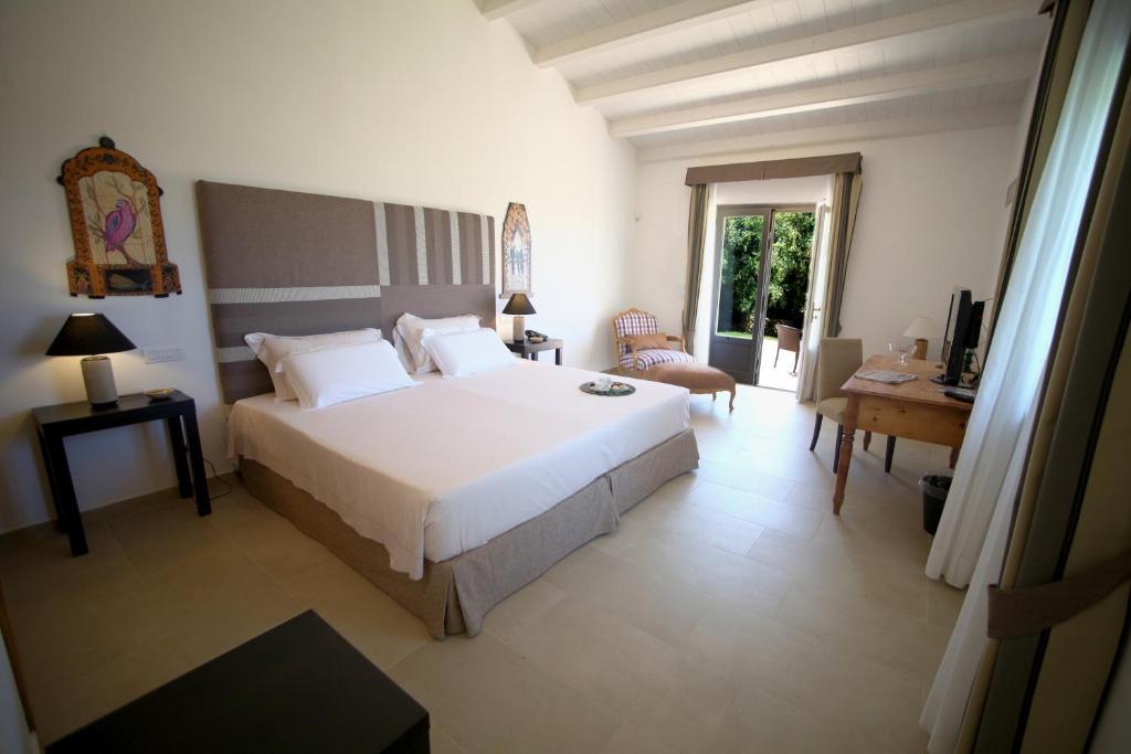 Antica Locanda Del Golf Ragusa Habitación foto