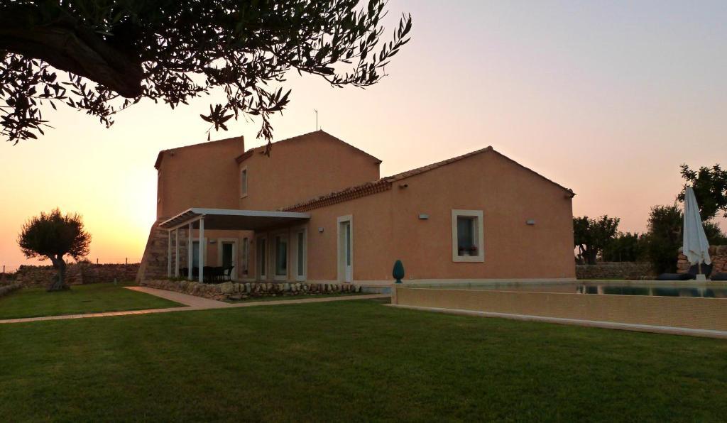 Antica Locanda Del Golf Ragusa Exterior foto